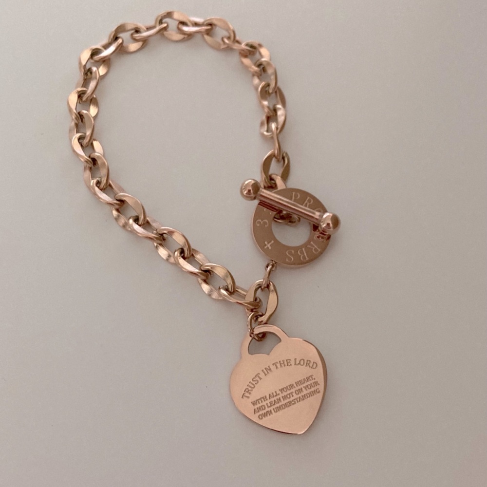 Rose Gold Heart Toggle Bracelet